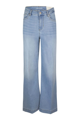 bla-denim-stretch-flare-jeans