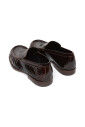 chaussures-slip-on-en-cuir-verni-marron-fonce