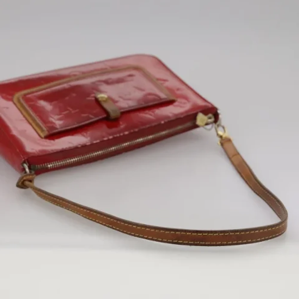 Louis Vuitton Vintage Pre-owned Leather pouches Red Dames