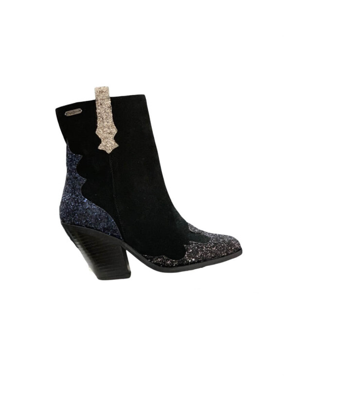 ankle-boots