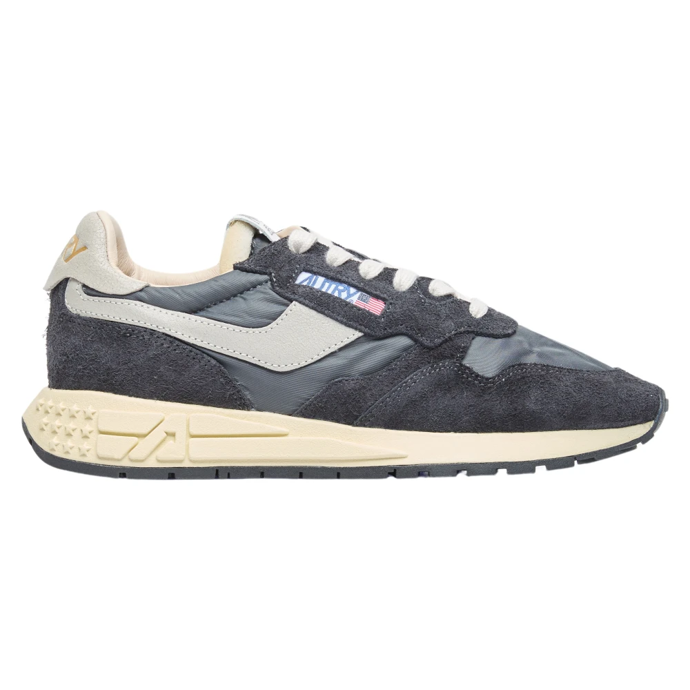 Shoes > Sneakers - - Autry - Modalova