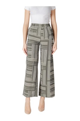 pantalon-vert-en-viscose-nylon-avec-poches