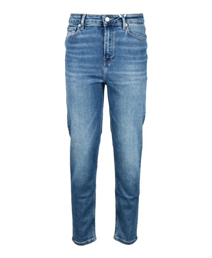 jean-classique-en-tissu-extensible