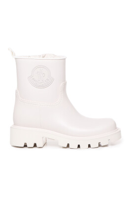 white-waterproof-boots-with-drawstring-closure