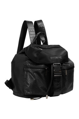 sac-a-dos-urbain-pour-femme-avec-details-distinctifs