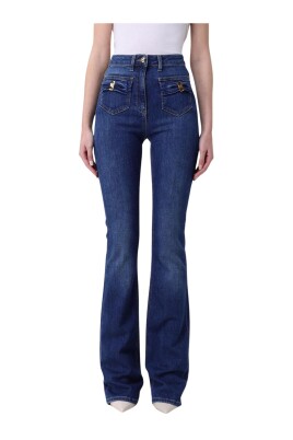 flared-high-waisted-jeans
