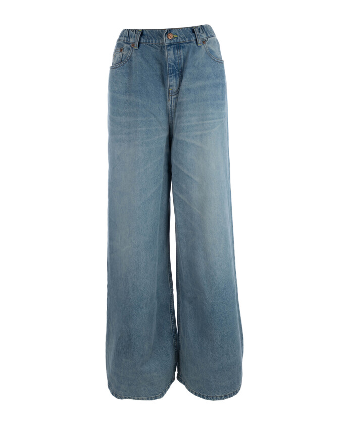 jeans-en-denim-classiques-pour-un-usage-quotidien