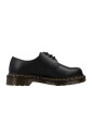 chaussures-a-lacets-en-cuir-noir-1461