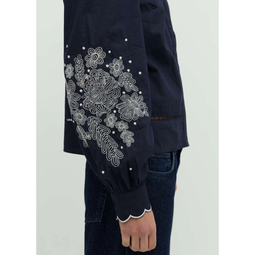 MbyM Blauwe Bloemenborduurblouse Pauline Blue Dames
