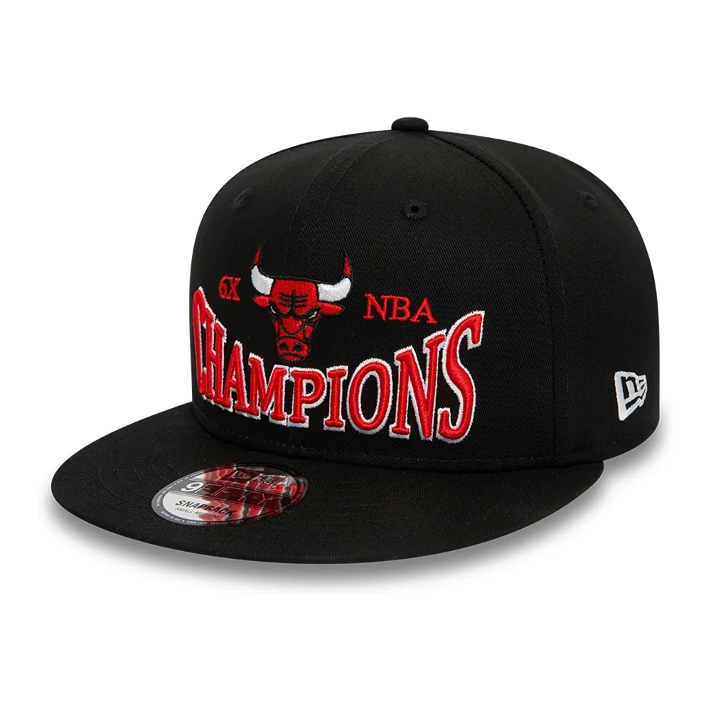 new era Zwarte Bulls Champion Patch Pet Black Heren