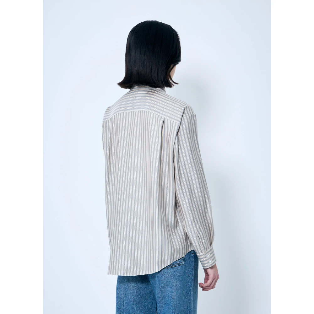 The Row Gestreepte zijden overhemd met klassieke kraag Beige Dames