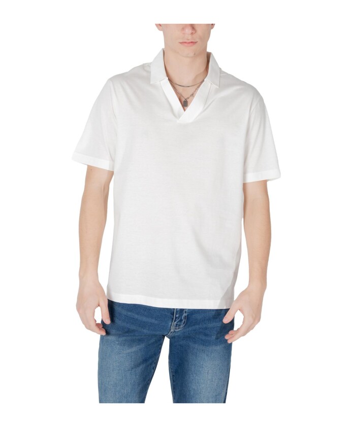 polo-classique-a-col-en-v