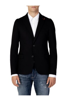 black-lapel-collar-blazer