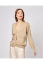 cardigan-beige-avec-details-scintillants