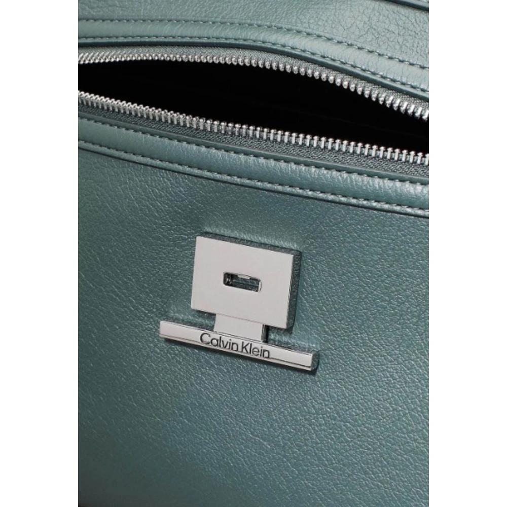 Calvin Klein Lineaire Schoudertas voor Vrouwen Green Dames