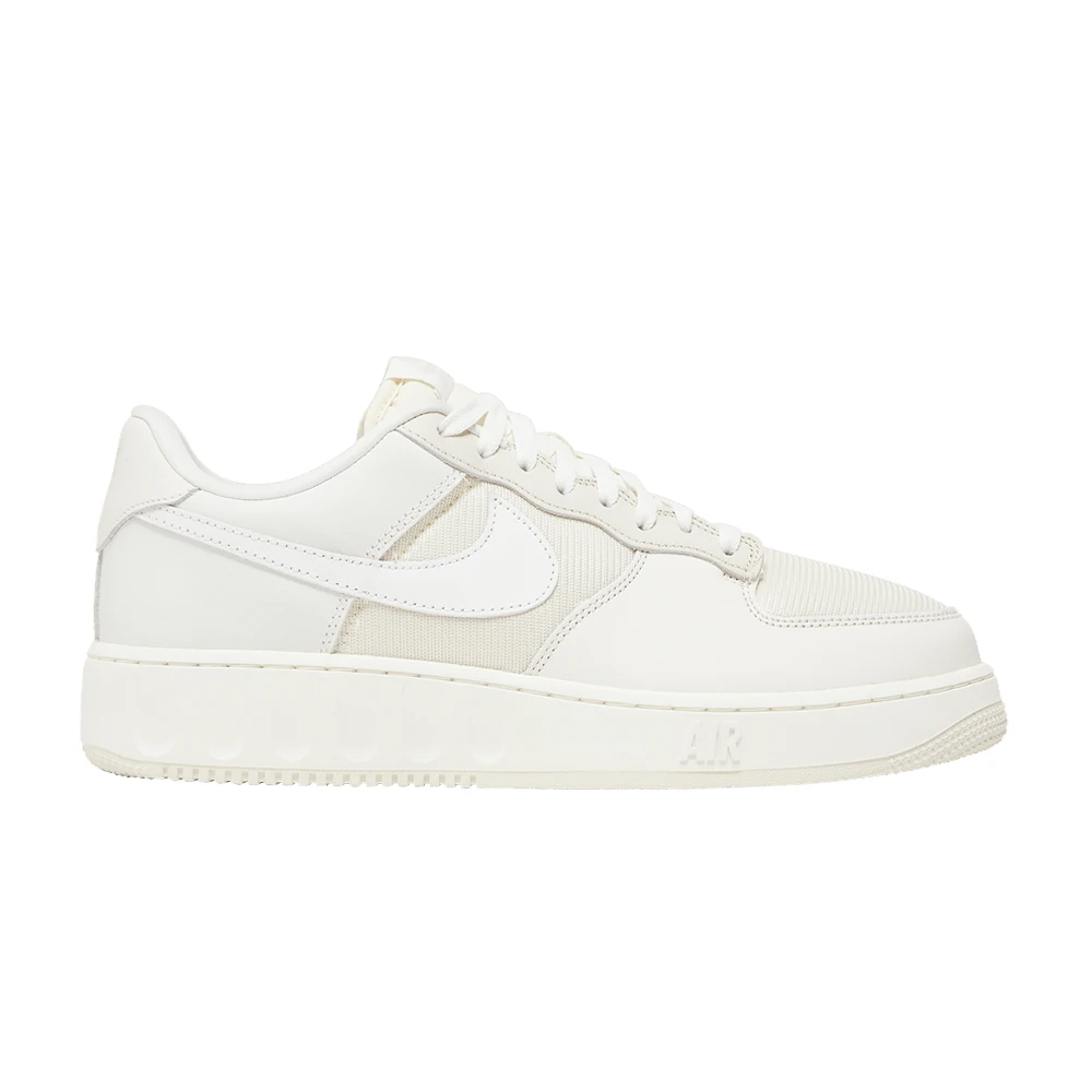 Nike - Shoes > Sneakers - Beige - Nike - Modalova