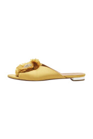 Pre-owned Satin flats