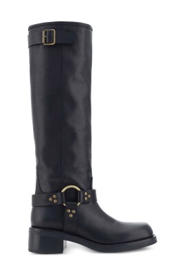 bottes-noires-pour-femmes
