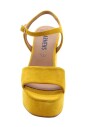 high-heel-sandals
