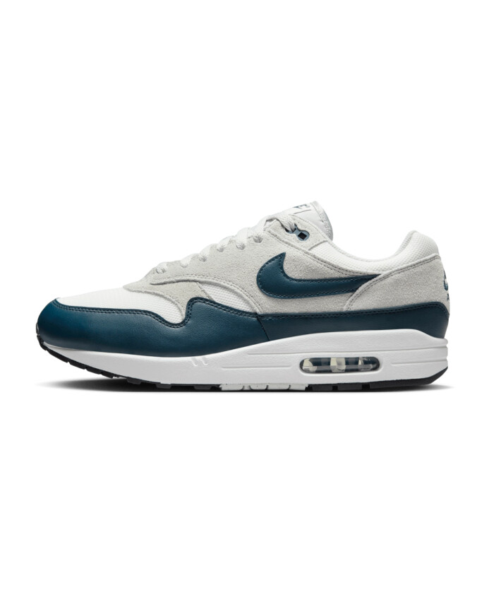essential-summit-white-armory-navy-sneakers