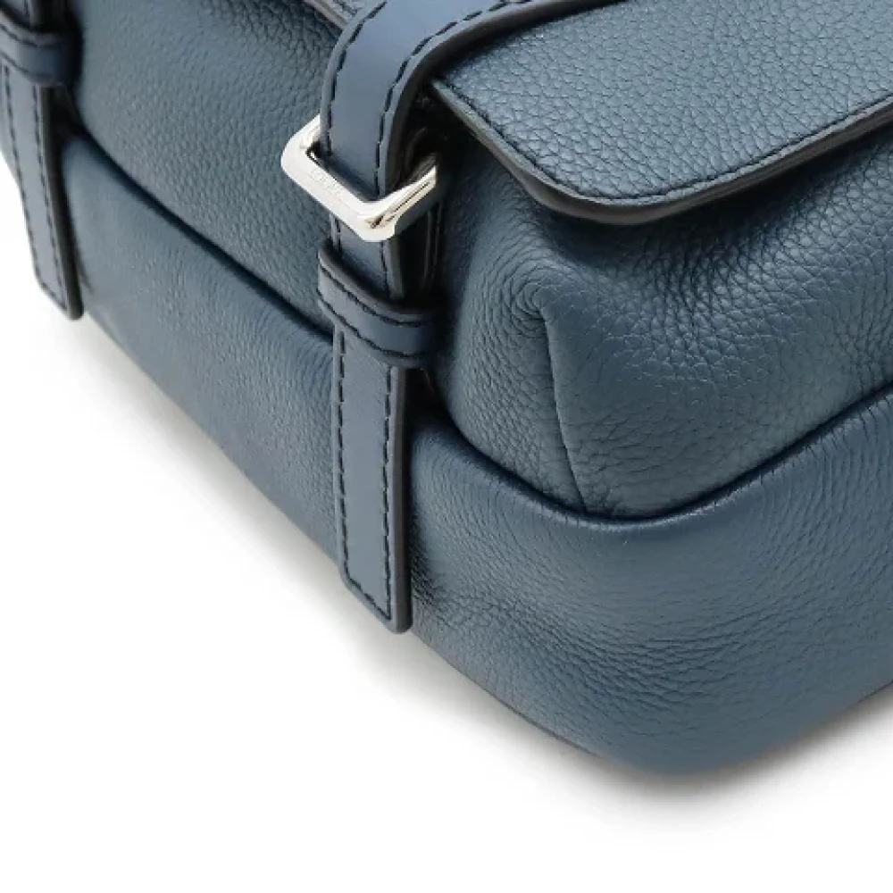 Loewe Pre-owned Leather shoulder-bags Blue Dames
