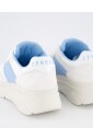 sneaker-vit-bla-stilfull-modell