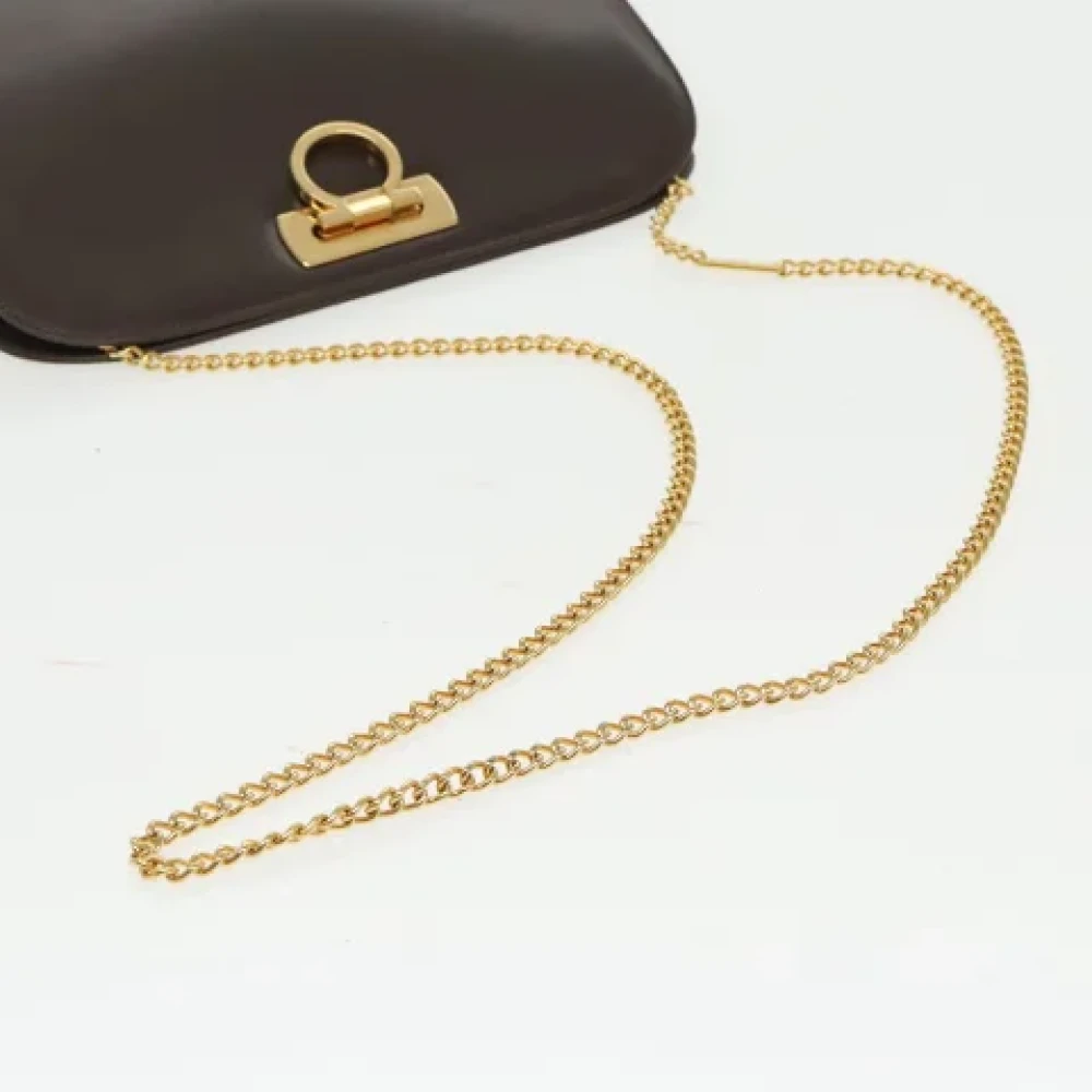Salvatore Ferragamo Pre-owned Leather shoulder-bags Brown Dames