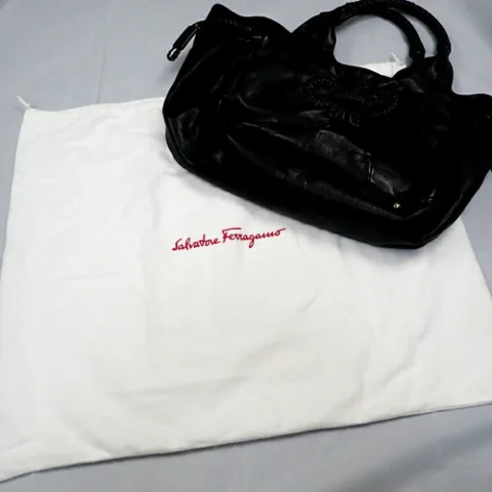 Salvatore Ferragamo Pre-owned Leather totes Black Dames