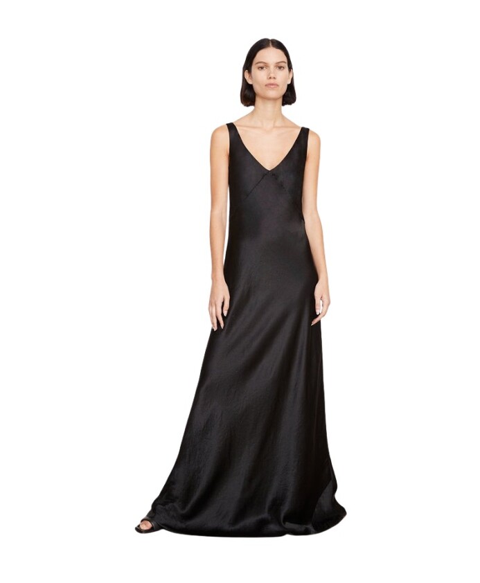 robe-longue-satinee-a-col-v