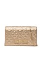 pochette-de-soiree-matelassee-or
