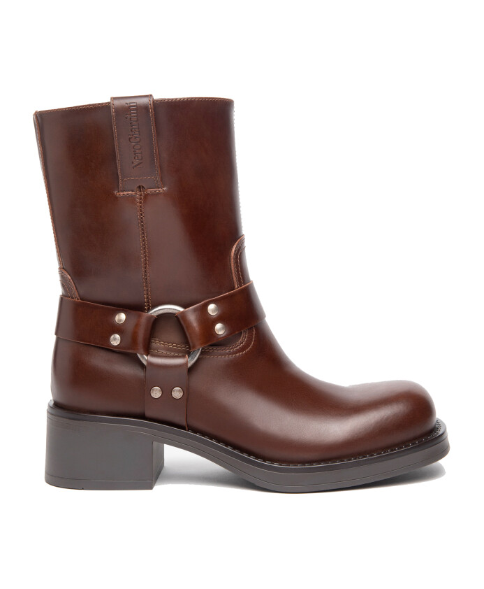 brown-leather-block-heel-boots