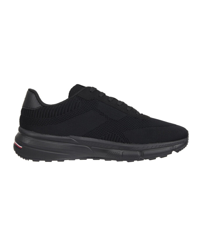 black-knit-sneakers