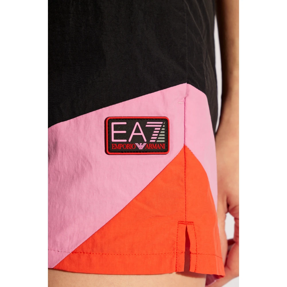 Emporio Armani EA7 Shorts met logo patch Multicolor Dames