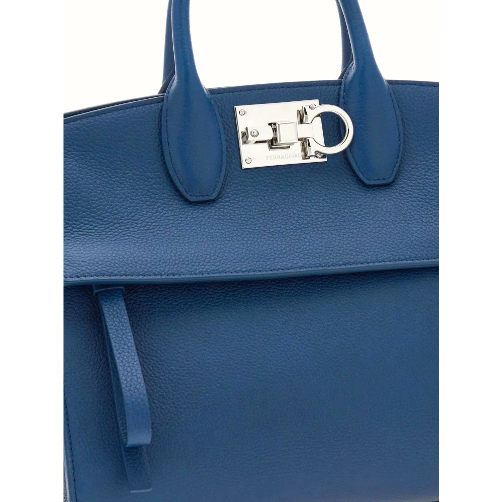 Salvatore Ferragamo Blauwe Studio Soft tas met Gancini Blue Dames