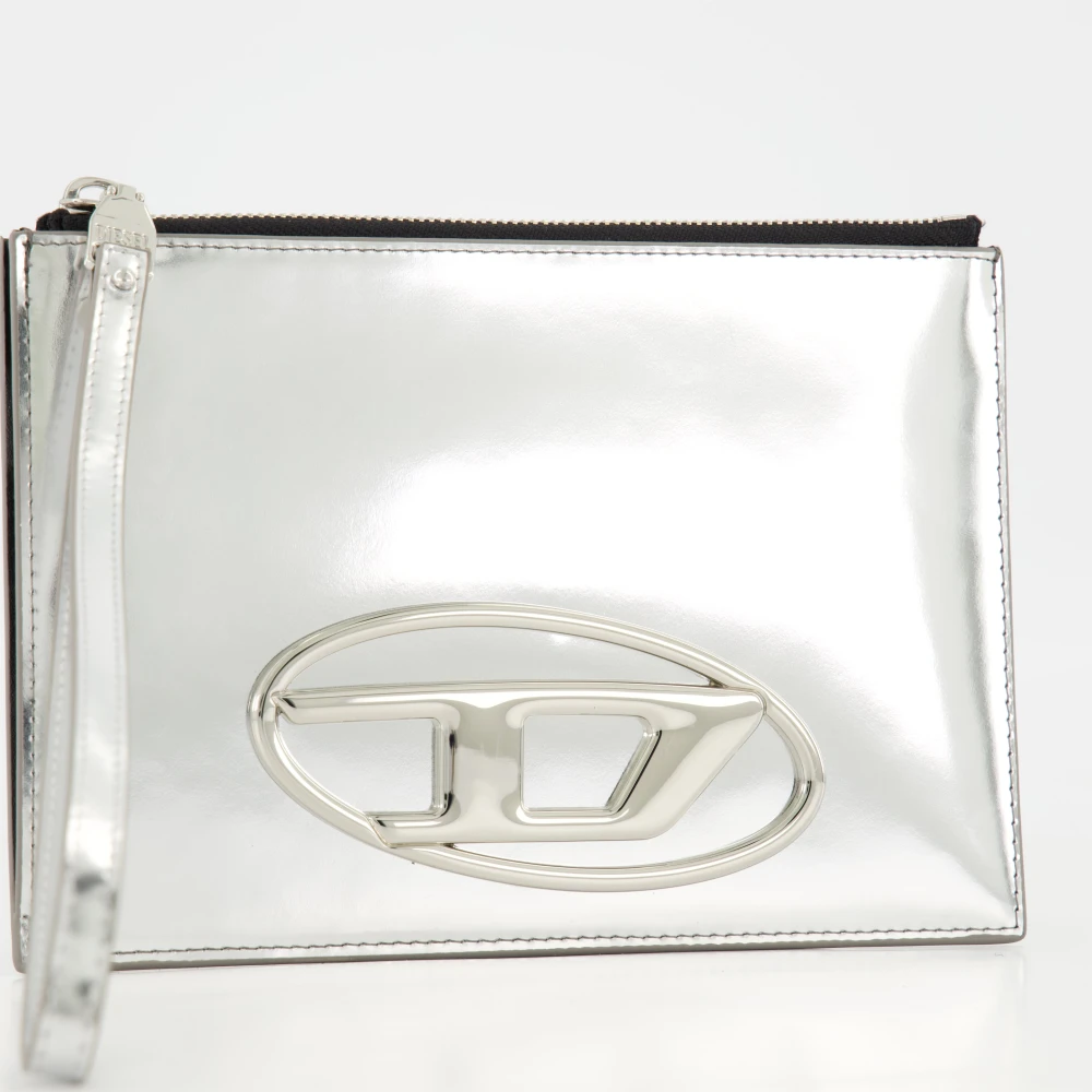 Diesel Glanzende Zilveren Clutch Lente-Zomer 2025 Gray Dames
