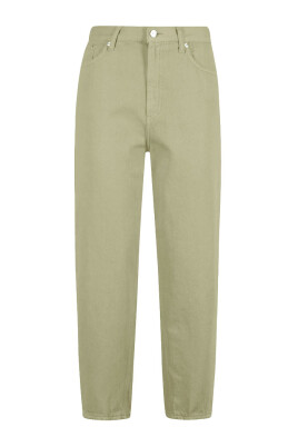 hojtaljet-lostsiddende-gronne-jeans