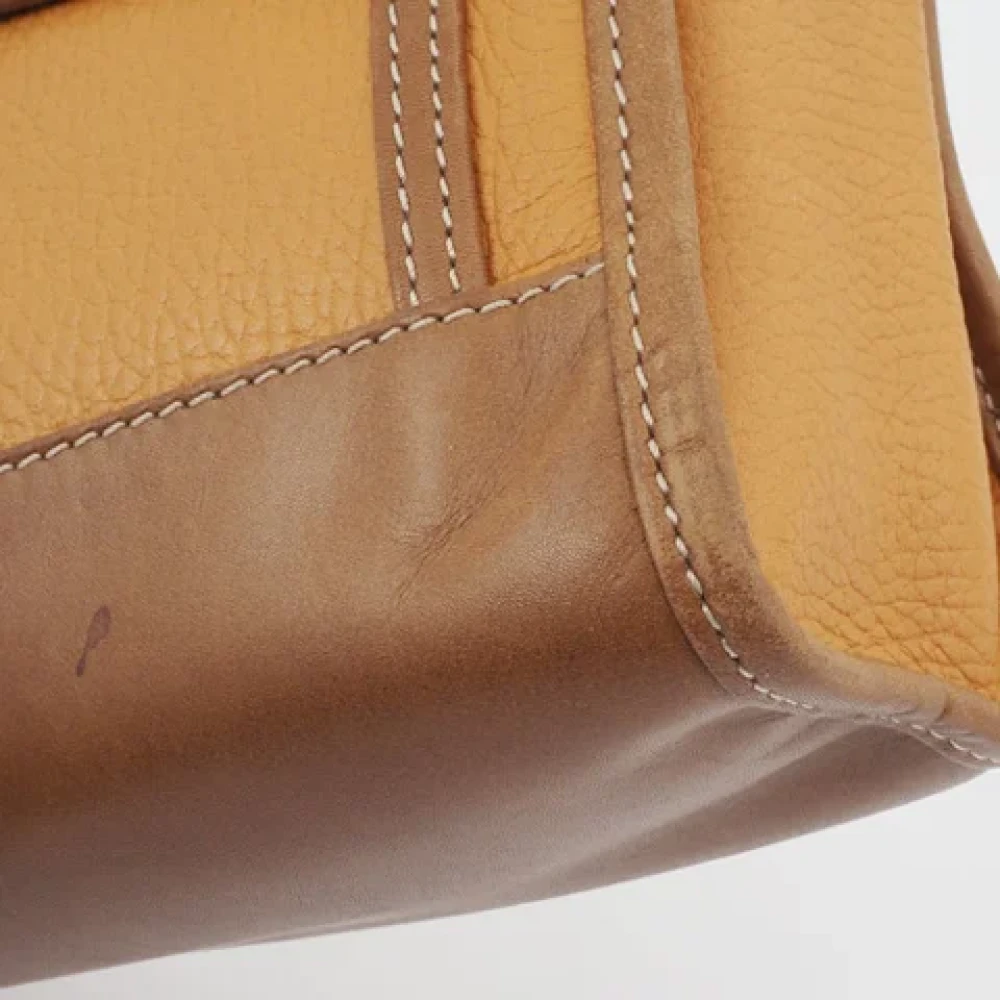 Loewe Pre-owned Leather shoulder-bags Beige Dames