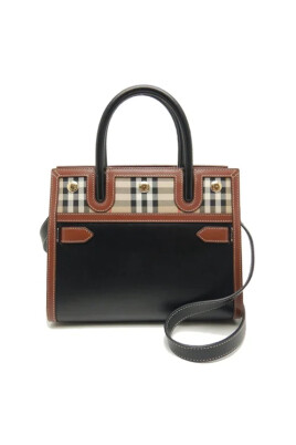 pre-owned-canvas-handbags
