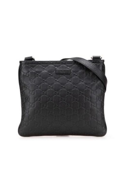 pre-owned-leather-crossbody-bags