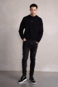 sweatshirt-style