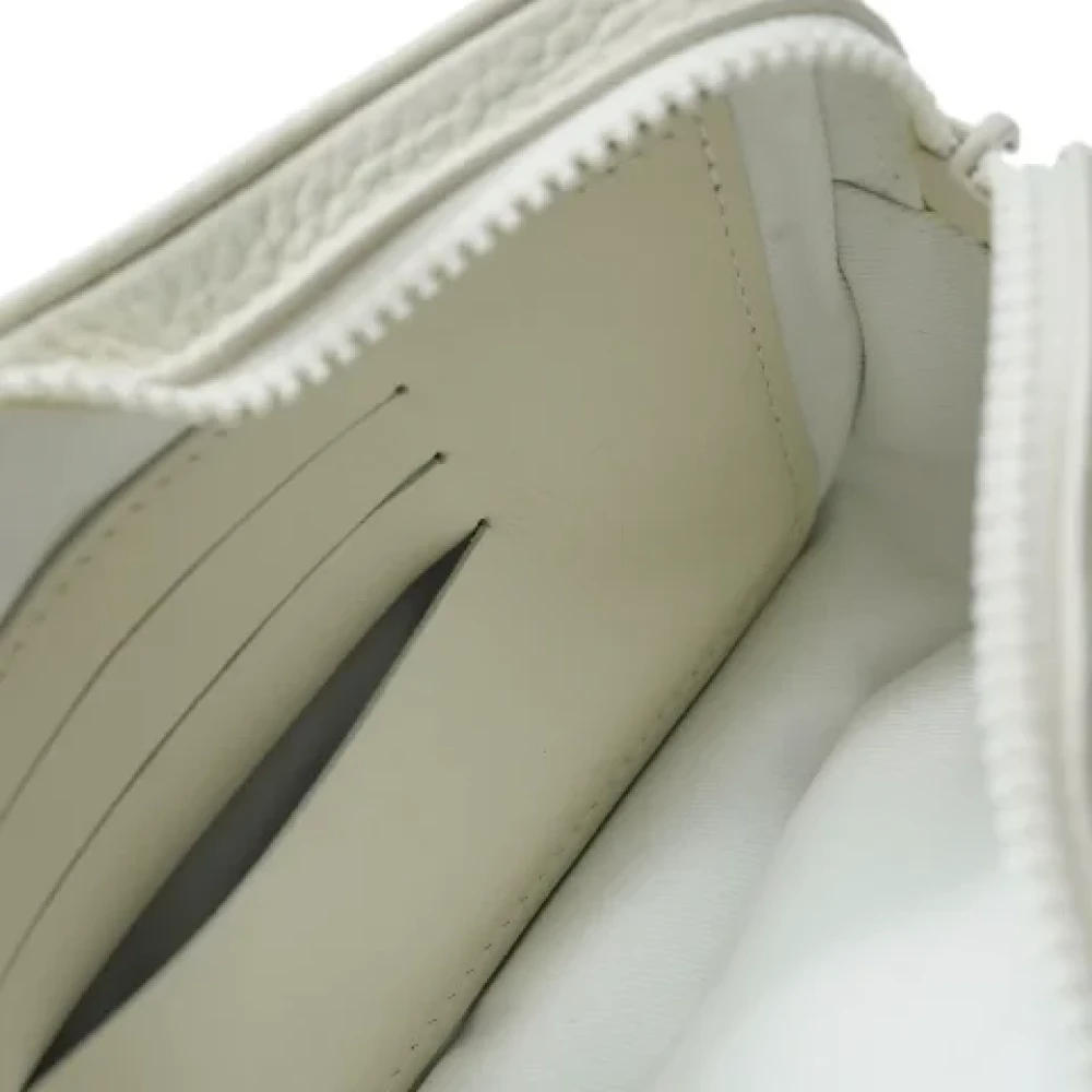 Louis Vuitton Vintage Pre-owned Leather clutches White Dames
