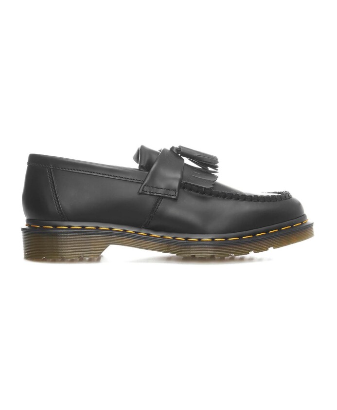 chaussures-plates-noires-style-arrondi