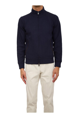 stylish-sweatshirt-for-men