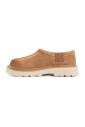 daim-logo-en-relief-semelle-eva-chaussures