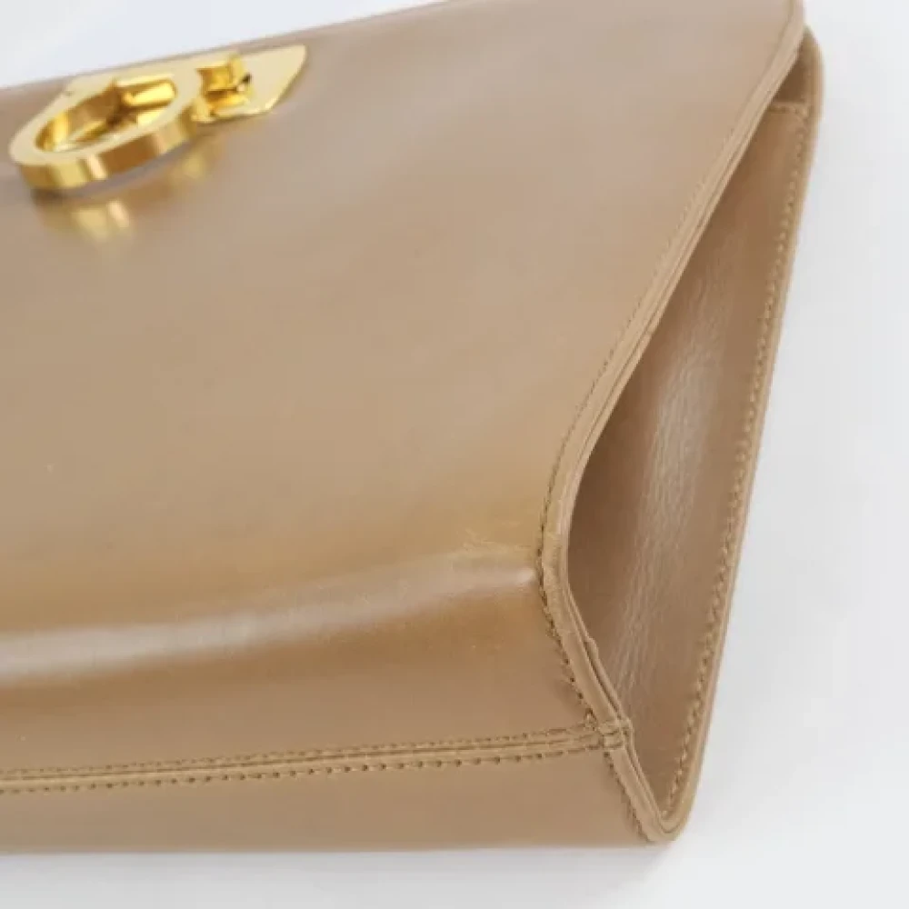 Salvatore Ferragamo Pre-owned Leather shoulder-bags Brown Dames