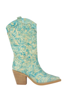 heeled-boot-embroidery