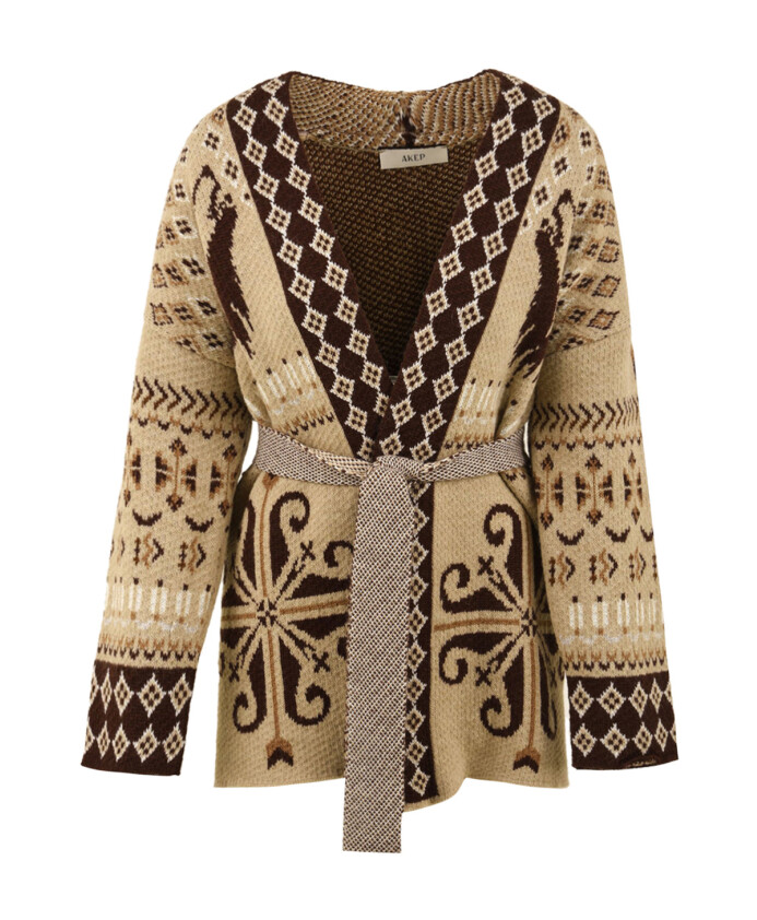 pulls-sable-pour-un-look-elegant