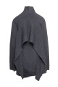ensemble-de-pulls-gris-confortables-avec-une-touche-moderne