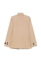beige-jas-met-knoopsluiting-zakken
