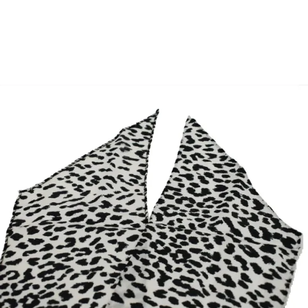 Yves Saint Laurent Vintage Pre-owned Silk scarves Black Dames